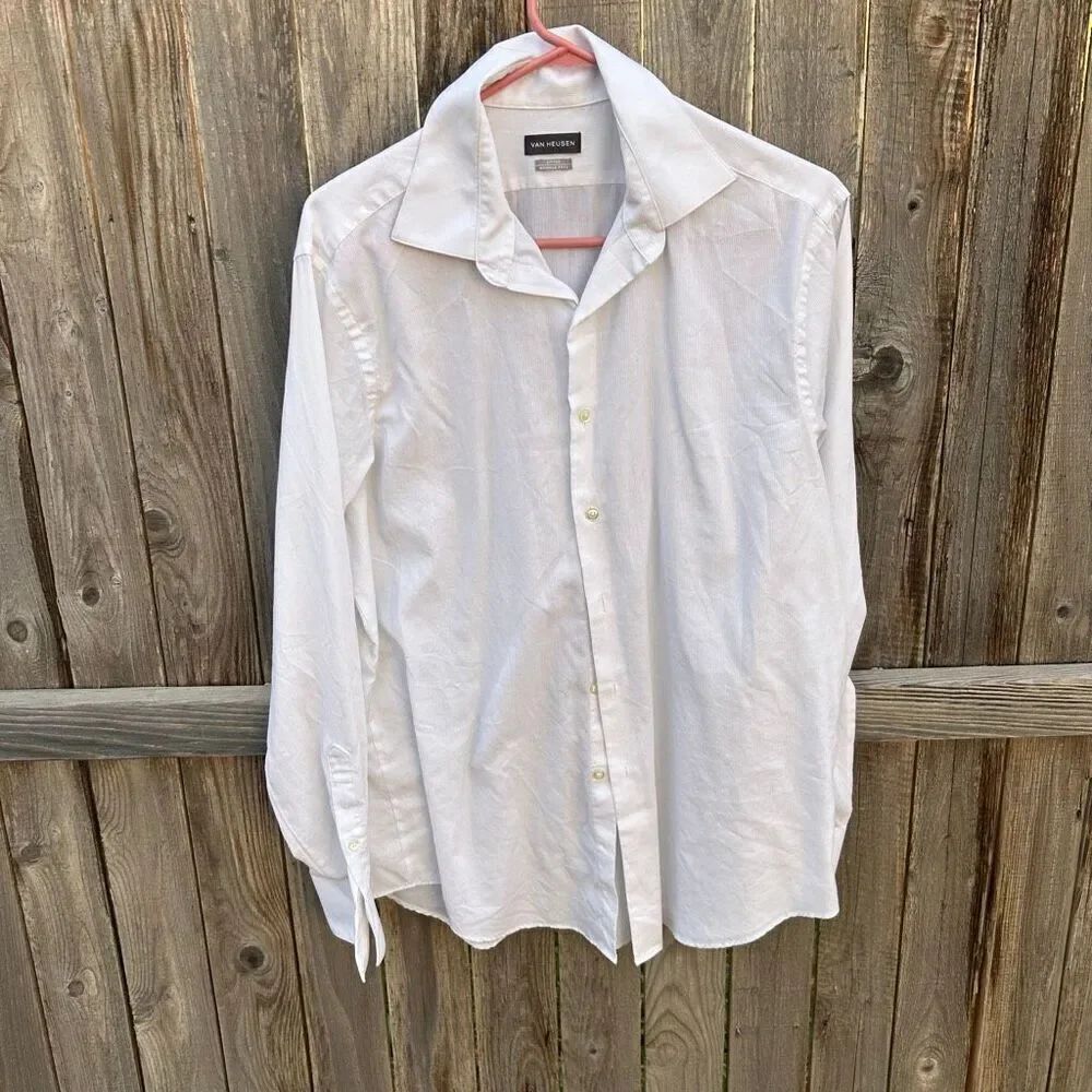 Van Heusen men’s button down shirt long sleeve size large